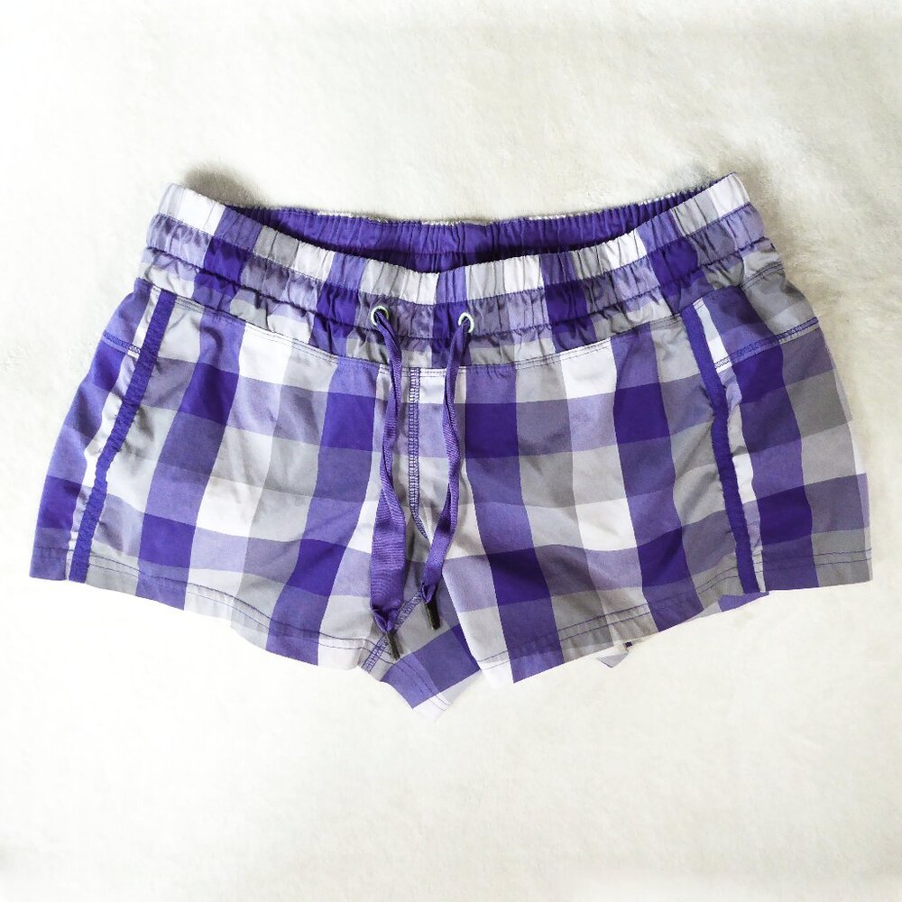 Lululemon plaid speed shorts with drawstring 30” waist Size 4 purple grey white